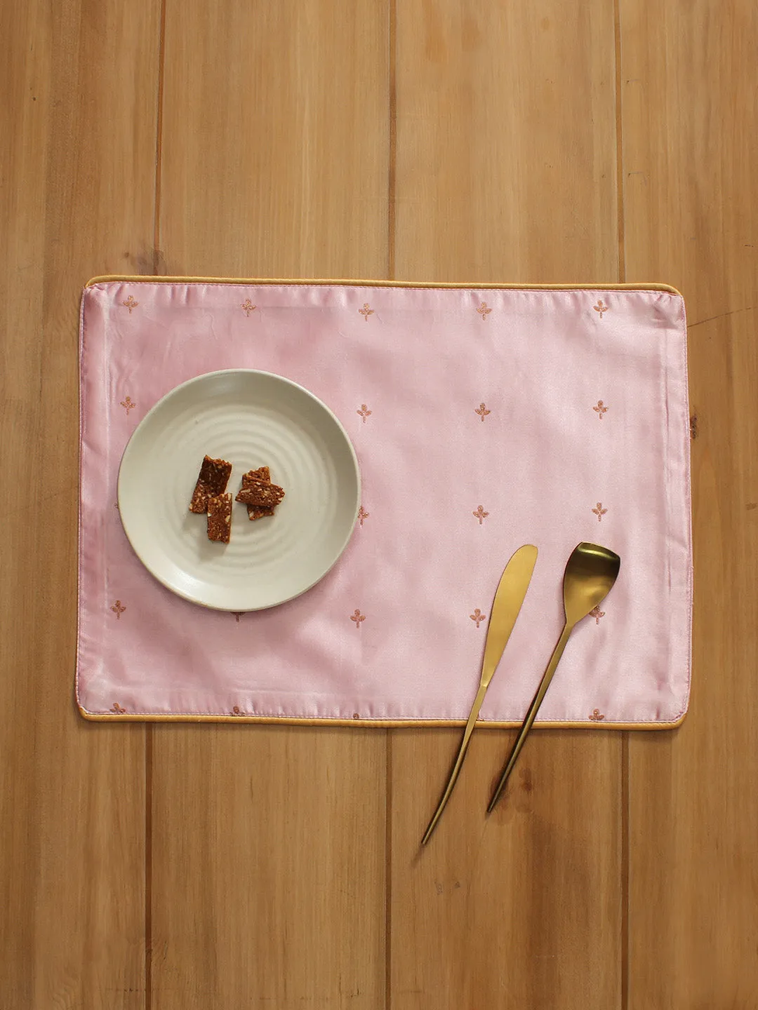 Aleb Chowk Placemat (Pink)