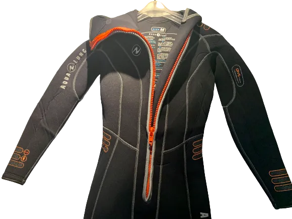 Aqua Lung Wetsuit with Hood 6.5mm High Density Ladies - Size M Pre-owned