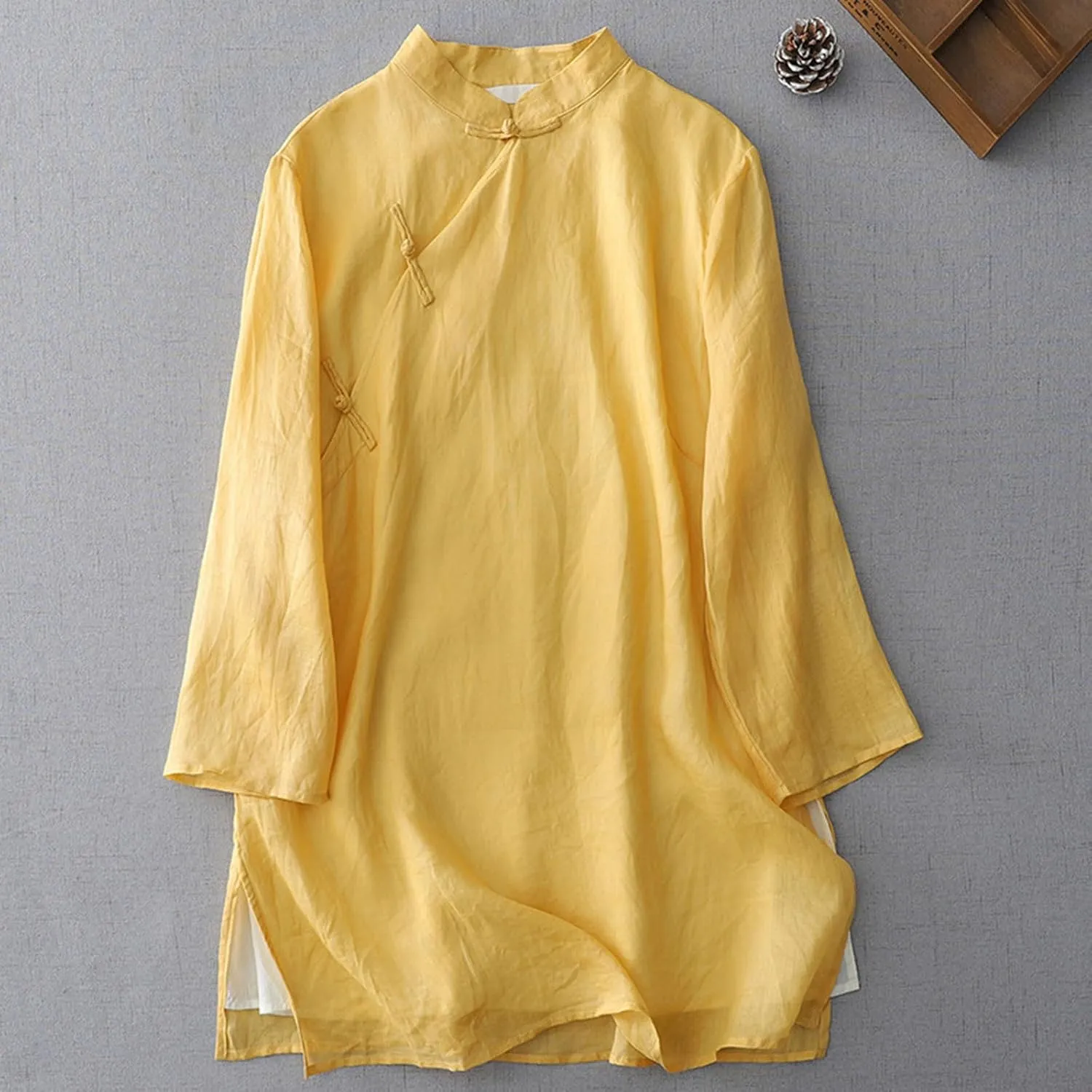Mzkdieey Women's Cotton Linen Retro Chinese Frog Button Shirts Traditional Mandarin Collar Tops Plus Size Long Sleeve Blouse
