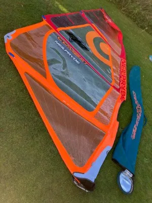 Neilpryde Combat 5.3 second hand sail