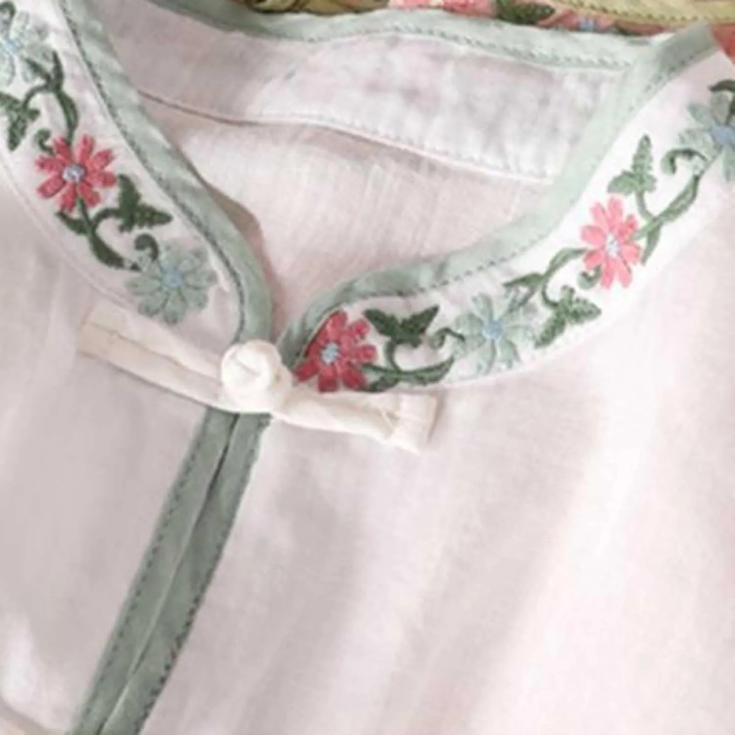 Women's Mandarin Neck Cotton Linen Blouses Retro Chinese Frog Button 3/4 Sleeve Tops Casual Floral Embroidered Shirts